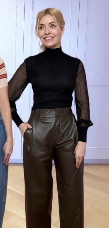 Full leaked Holly willoughby private onlyfans photo