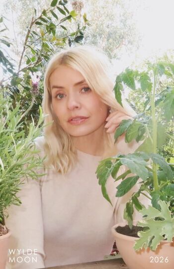 Full leaked Holly willoughby private onlyfans photo
