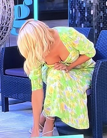 Full leaked Holly willoughby page private onlyfans photo