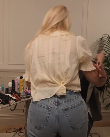 Full leaked Holly willoughby private onlyfans photo