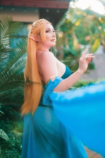 Full leaked Holly wolf page private onlyfans photo