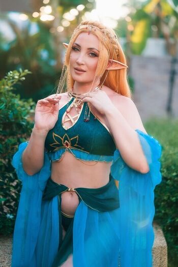 Full leaked Holly wolf page private onlyfans photo