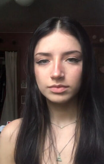 hollyjustwantst0