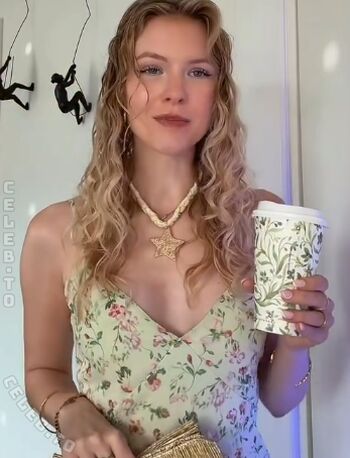 Full leaked Honey hannii private onlyfans photo