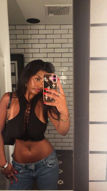 Full leaked Honeypot private onlyfans photo