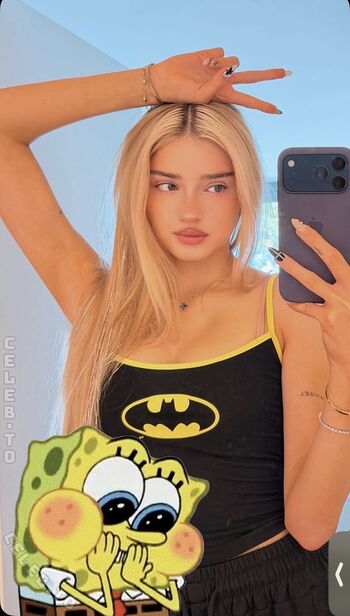 Full leaked Honeypuu private onlyfans photo