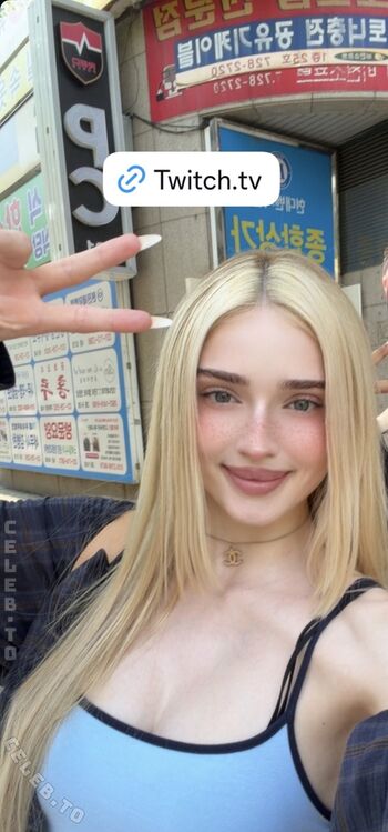 Full leaked Honeypuu private onlyfans photo
