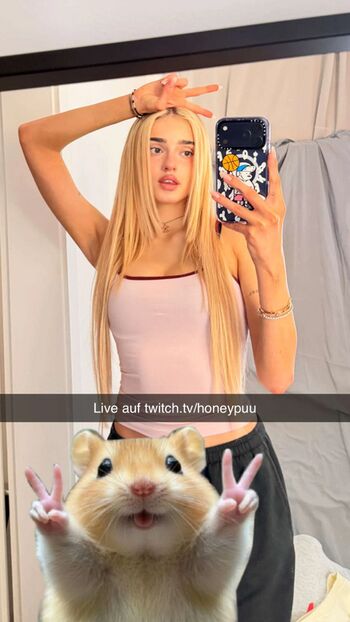 Full leaked Honeypuu  page private onlyfans photo