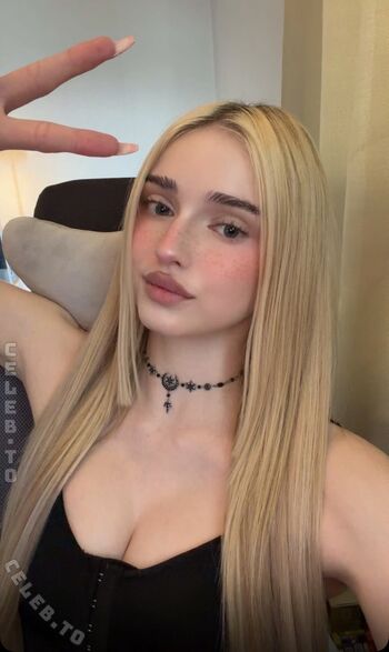 Full leaked Honeypuu  page private onlyfans photo