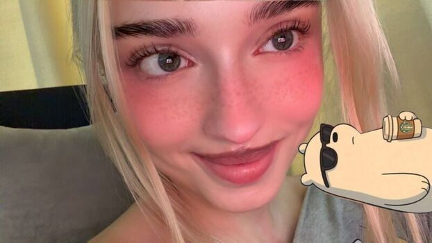 Full leaked Honeypuu private onlyfans photo