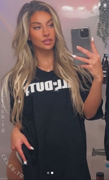 Full leaked Honeyxxo private onlyfans photo