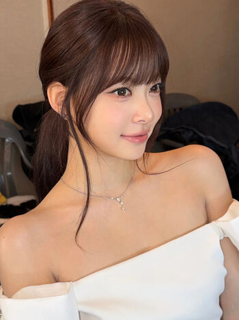 Hong Eunchae 홍은채