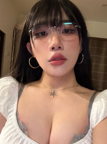 Full leaked Hongbin private onlyfans photo