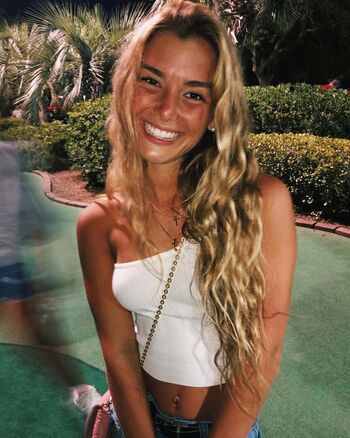 Full leaked Hopie schlenker page private onlyfans photo