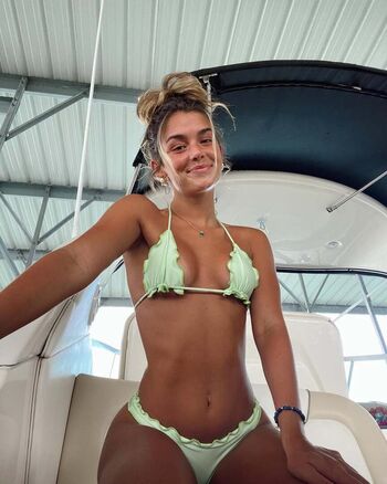 Full leaked Hopie schlenker page private onlyfans photo