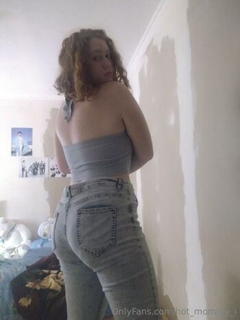 hot_mommy_i