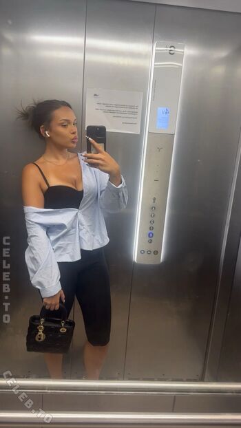 Full leaked Hotemii private onlyfans photo