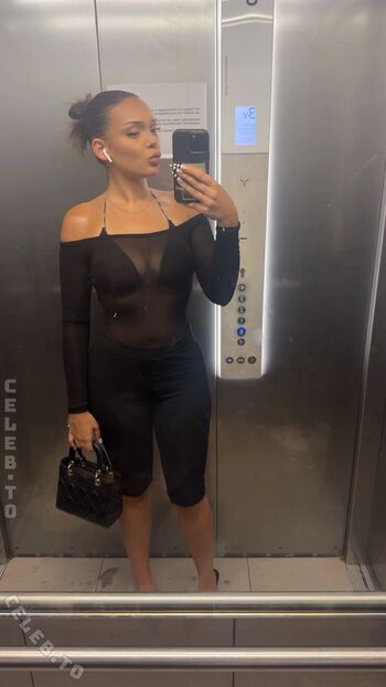 Full leaked Hotemii private onlyfans photo