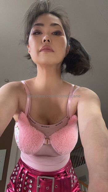 Full leaked Hotmomjane private onlyfans photo