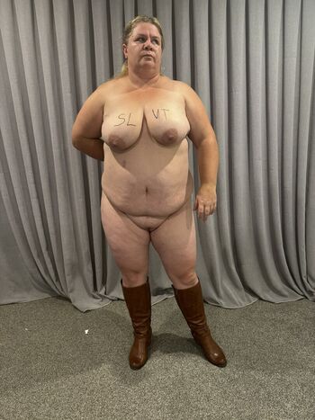 HOTWIFE_Joanna