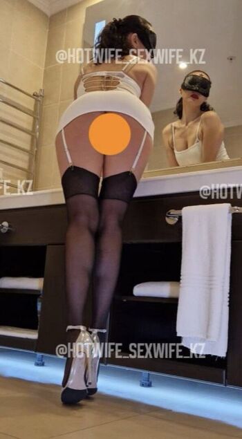 Full leaked Hotwife sexwife page private onlyfans photo