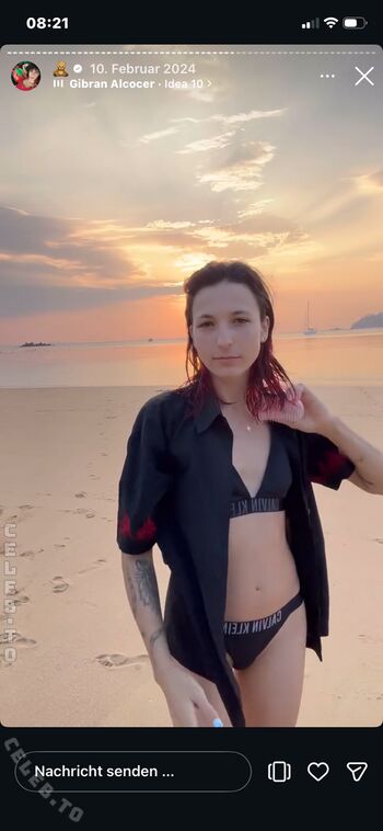 Full leaked Howshirli private onlyfans photo