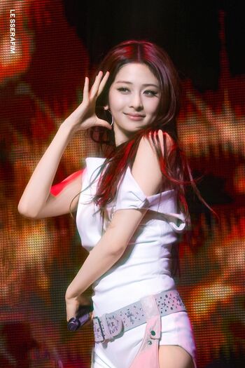 Huh Yunjin 허윤진