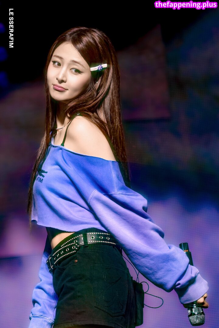 Huh Yunjin 허윤진