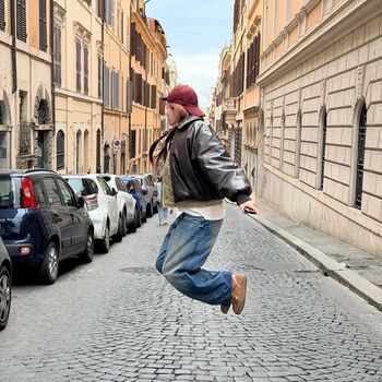 Full leaked Huh yunjin  page private onlyfans photo