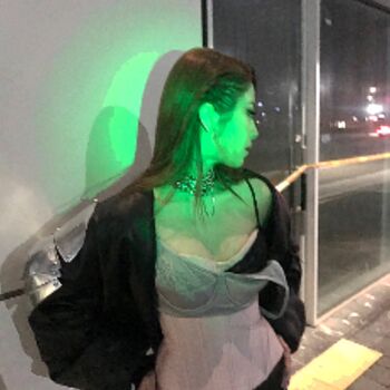 Full leaked Huh yunjin  page private onlyfans photo