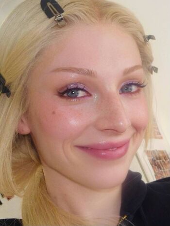 Full leaked Hunter schafer private onlyfans photo