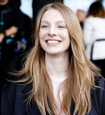 Full leaked Hunter schafer private onlyfans photo