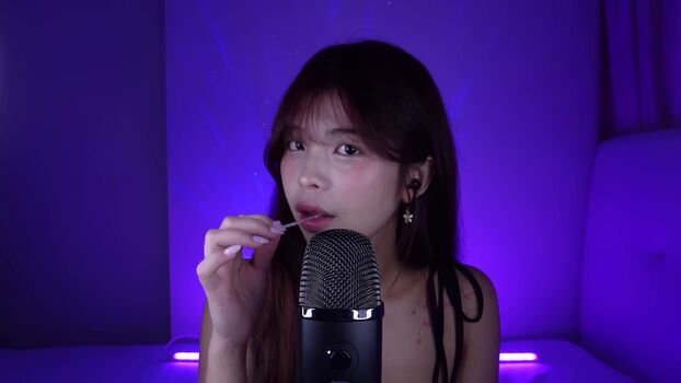 Full leaked Hweeyuu private onlyfans photo