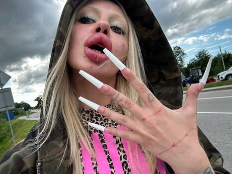 Full leaked Hystricangl private onlyfans photo