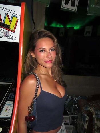 Iam la la leaked photo video viral