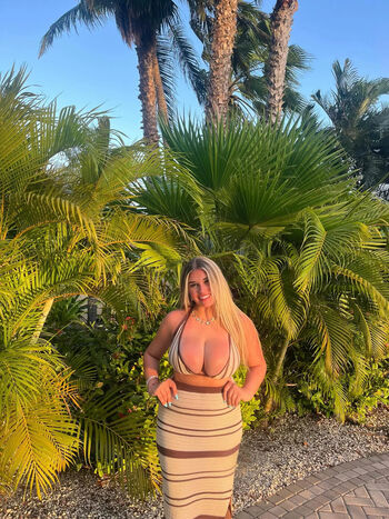 Full leaked Iamavab page private onlyfans photo