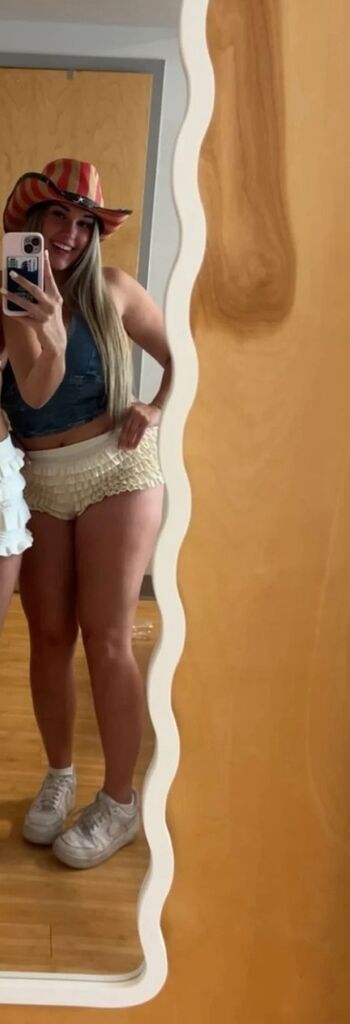 Full leaked Iamavab private onlyfans photo