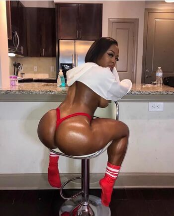 Full leaked Iamsnowblack private onlyfans photo