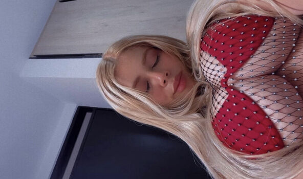Full leaked Idanielavilla page private onlyfans photo