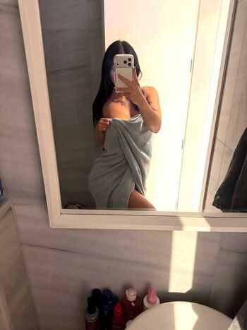 Full leaked Idontgivedeanna private onlyfans photo