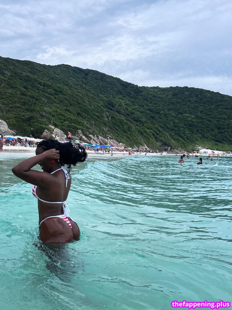 Iiancaalmeida / https: Foto OnlyFans Nua #10