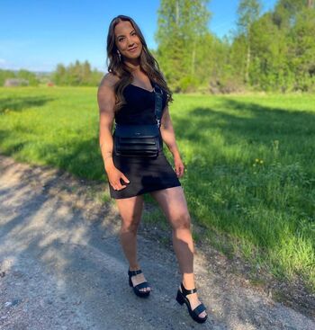 Full leaked Iida savolainen page private onlyfans photo
