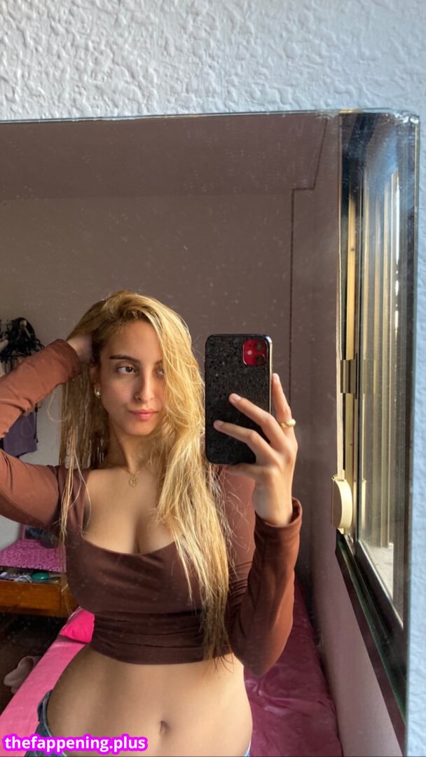 iiitsmery Naken OnlyFans Foto #15