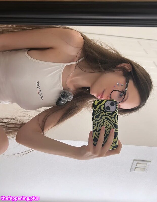 https: / iiiZwerg Nagie OnlyFans Zdjęcie #90
