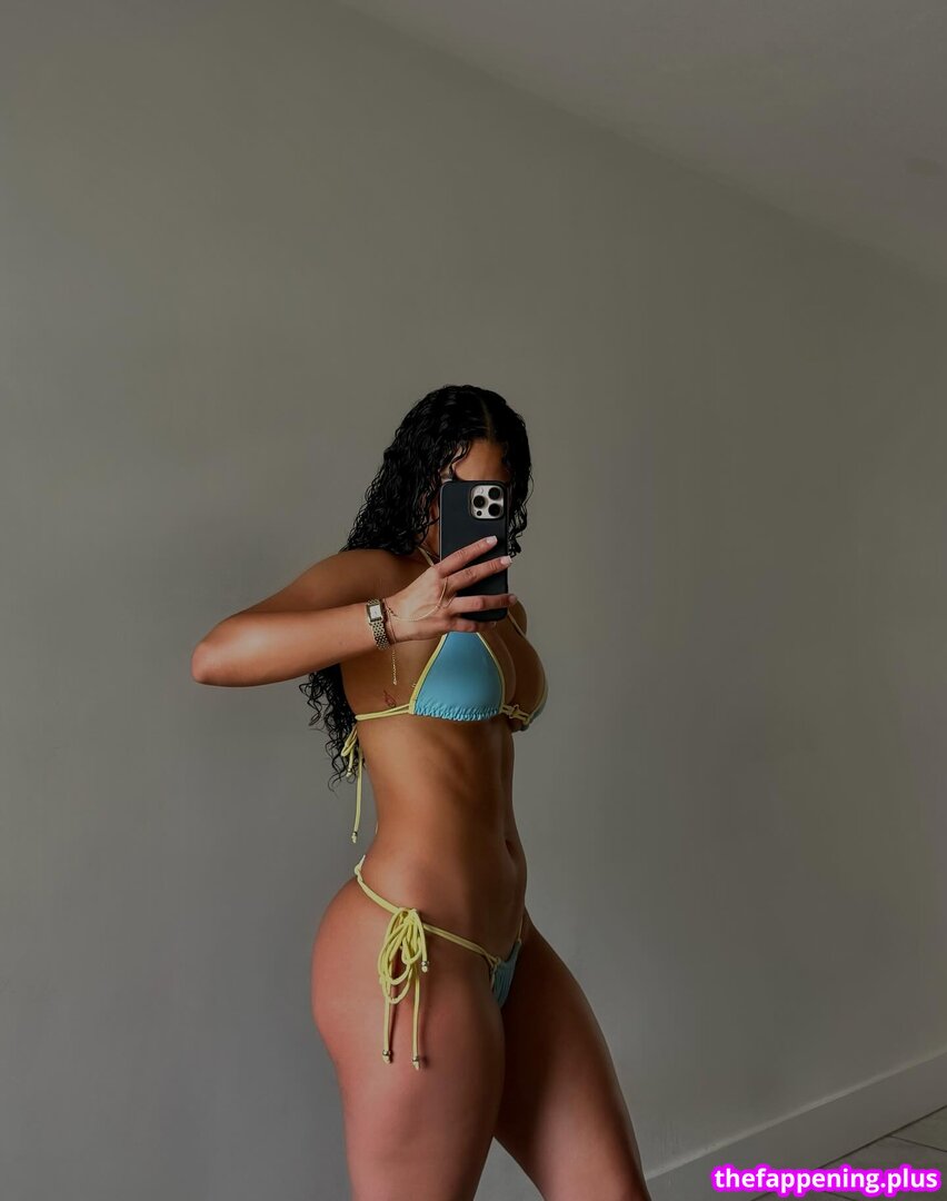 iisabelccristina Nude OnlyFans Photo #2