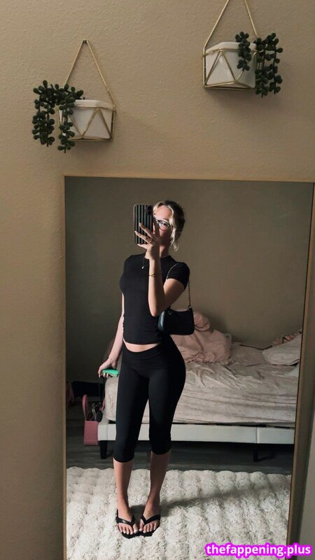 iisabellarosee / iisabellaroseeee / isabella rose / isabellagabbard Naakte OnlyFans Foto #36