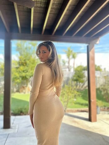 Full leaked Ileana howe private onlyfans photo