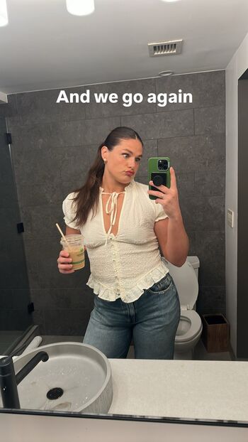 Full leaked Ilona maher page private onlyfans photo