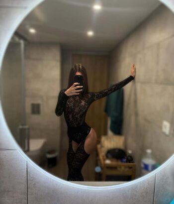 Full leaked Ilonadlh private onlyfans photo