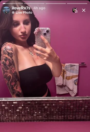 Full leaked Iloverxs private onlyfans photo
